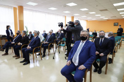 Uroczystość wręczenia symbolicznych promes w ramach RFRD/fot. K. Szczepanek/ - zdjęcie uczestników uroczystości wręczenia symbolicznych promes. 