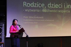 Konferencja poświęcona uzależnieniu od internetu i urządzeń elektronicznych wśród dzieci i młodzieży /fot. B. Półrolnik/