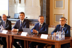Konferencja dotycząca Pracowniczych Planów Kapitałowych.