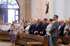 Galeria zdjęć z uroczystości święceń biskupich ks. prałata Grzegorza Olszowskiego w katowickiej katedrze Chrystusa Króla /fot. A. Karendał/
