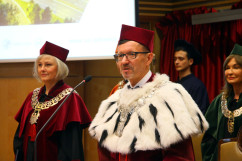 Galeria zdjęć z uroczystości wręczenia odznaczeń państwowych przez wicewojewodę Trepkę podczas Święta Uczelni Uniwersytetu Ekonomicznego /fot. K. Kamasiński/