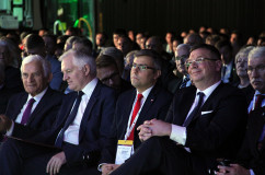Fotogaleria ze zdjęciami z pierwszego dnia VII Europejskiego Kongresu Małych i Średnich Przedsiębiorstw z udziałem m.in. wicepremiera Jarosława Gowina i wojewody Jarosława Wieczorka /fot. A. Karendał/