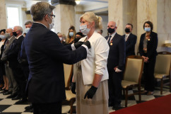 Wręczenie odznaczeń państwowych /fot. ŚUW/