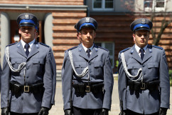 Galeria zdjęć z uroczystości ślubowania nowo przyjętych policjantów w Katowicach /fot. A. Karendał/