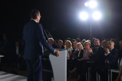 Fotogaleria składająca się ze zdjęć z uroczystego podsumowania przez Premiera Mateusza Morawieckiego dwóch lat realizacji Programu dla Śląska. Przemówienie Premiera/fot. I. Matuszewska