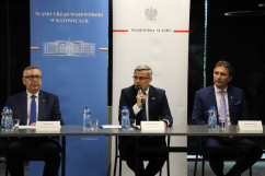 Polsko-Ukraińskie Forum Pracy - wypowiedź wojewody śląskiego Jarosława Wieczorka fot. A. Księżnik