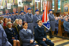 Odsłonięcie pomnika poświęconego funkcjonariuszom służb mundurowych oraz urzędnikom państwowym i samorządowym w Sosnowcu.