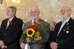 Galeria ze zdjęciami z finału konkursu na najaktywniejszą seniorkę i seniora roku 2017 z udziałem wojewodów Jarosława Wieczorka oraz Jana Chrząszcza /fot. A. Karendał/