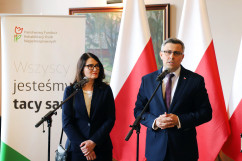 Zdjęcia z briefingu prasowego i konferencji pn.„Koalicja na rzecz osób niepełnosprawnych. Współpraca z organizacjami pozarządowymi” /fot. Anna Karendał/