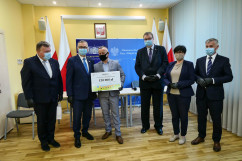 Wiceminister rodziny Stanisław Szwed z wizytą w Śląskiem /fot. B. Półrolnik/