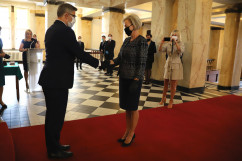 Wręczenie odznaczeń państwowym pracownikom służby zdrowia /fot. A. Księżnik/