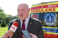 Przekazanie środków na ambulans