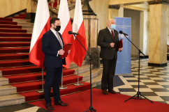 Briefing prasowy dot. wsparcia seniorów /fot. A. Księżnik/