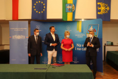 Uroczystość podpisania umów w ramach RPRD w Siemianowicach Śląskich /fot. A. Księżnik/