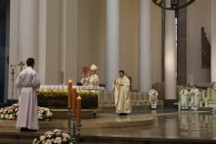 Metropolita katowicki abp Wiktor Skworc odprawia mszę św./fot. I. Matuszewska