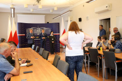 Galeria zdjęć z briefingu prasowego nt. dofinansowania lokalnej infrastruktury drogowej /fot. A. Karendał/