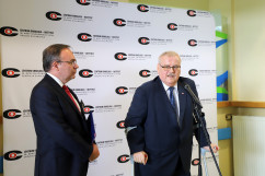 Otwarcie Centrum Radiochirurgii Nowotworów w Zakładzie Radioterapii gliwickiego Centrum Onkologii.