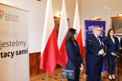 Zdjęcia z briefingu prasowego i konferencji pn.„Koalicja na rzecz osób niepełnosprawnych. Współpraca z organizacjami pozarządowymi” /fot. Anna Karendał/