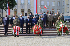 Obchody setnej rocznicy wybuchu II Powstania Śląskiego i Bitwy Warszawskiej /fot. ŚUW/