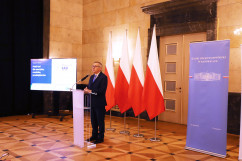 Konferencja prasowa dotycząca Polskiego Ładu - wypowiedź sekretarz stanu Stanisława Szweda /fot. K.Szczepanek/