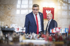 Zdjęcia z nocnego zwiedzania Śląskiego Urzędu Wojewódzkiego (fot. Astashow Studio/ŚUW)