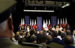 Zdjęcia z wizyty premiera Mateusza Morawieckiego w województwie śląskim - na Jasnej Górze, w CSRG w Bytomiu oraz w Katowicach /fot. A. Kucharzewska, A. Karendał/