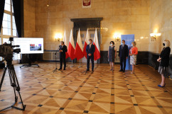 Nowy Rządowy Program Budowy Dróg Krajowych 2030 - konferencja prasowa /fot. A. Księżnik/