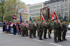 Obchody 231. rocznicy uchwalenia Konstytucji 3 maja -  uczestnicy pochodu /fot. ŚUW/