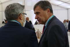 Wojewoda śląski rozmawia z posłem Wojciechem Szaramą/ fot. A. Kucharzewska/