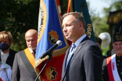 Przemawia Prezydent RP Andrzej Duda podczas obchodów 41. rocznicy zawarcia Porozumienia Katowickiego/ fot. A. Kucharzewska