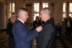 Fotogaleria z uroczystości wręczenia odznaczeń w Westybulu Śląskiego Urzędu Wojewódzkiego w Katowicach / zdjęcia: I. Matuszewska