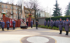 Odsłonięcie pomnika poświęconego funkcjonariuszom służb mundurowych oraz urzędnikom państwowym i samorządowym w Sosnowcu.