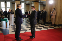 Wręczenie odznaczeń państwowym pracownikom służby zdrowia /fot. A. Księżnik/