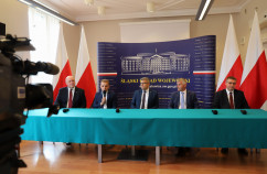 Galeria zdjęć z briefingu prasowego z udziałem nowego wicewojewody Piotra Kołodziejczyka /fot. A. Księżnik/