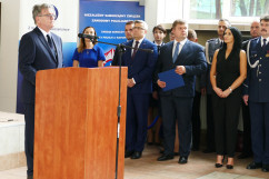 Zdjęcia z uroczystych obchodów 20-lecia powstania Szkoły Policji w Katowicach z udziałem I wicewojewody śląskiego /fot. Anna Herz/