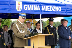 Uroczystości z okazji 82. rocznicy wybuchu II wojny światowej w Mokrej - przemówienie płk. Ryszarda Najczuka /fot. B. Półrolnik/