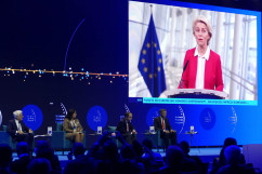 Inauguracja Europejskiego Kongresu Gospodarczego - przenówienie Przewodniczącej Komisji Europejskiej i uczestnicy wydarzenia /fot. A. Księżnik/