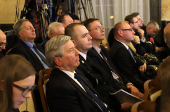 Galeria zdjęć z prezentacji Programu dla Śląska  oraz podpisania umowy w ramach programu Mieszkanie Plus w Śląskim Urzędzie Wojewódzkim /fot. A. Karendał/