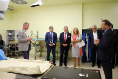 Otwarcie Centrum Radiochirurgii Nowotworów w Zakładzie Radioterapii gliwickiego Centrum Onkologii.