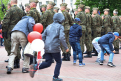 Zdjęcia z wojewódzkich obchodów Święta Narodowego Trzeciego Maja, 98. rocznicy wybuchu III powstania śląskiego oraz 90. urodzin gmachu ŚUW /fot. A. Karendał, A. Księżnik/