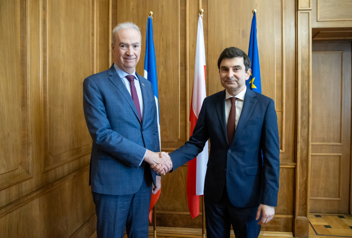 Wojewoda Śląski Marek Wójcik z Ambasadorem Francji w Polsce, JE Etiennem de Poncins/fot. ŚUW